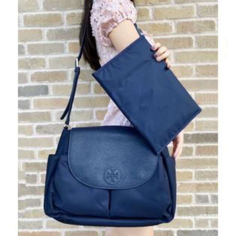 Tory Burch Thea Nylon Messenger Baby Bag- NAVY BLUE- BRAND NEW